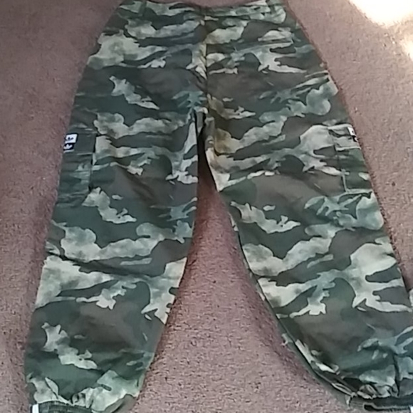 Sold - Picture 3 of 4